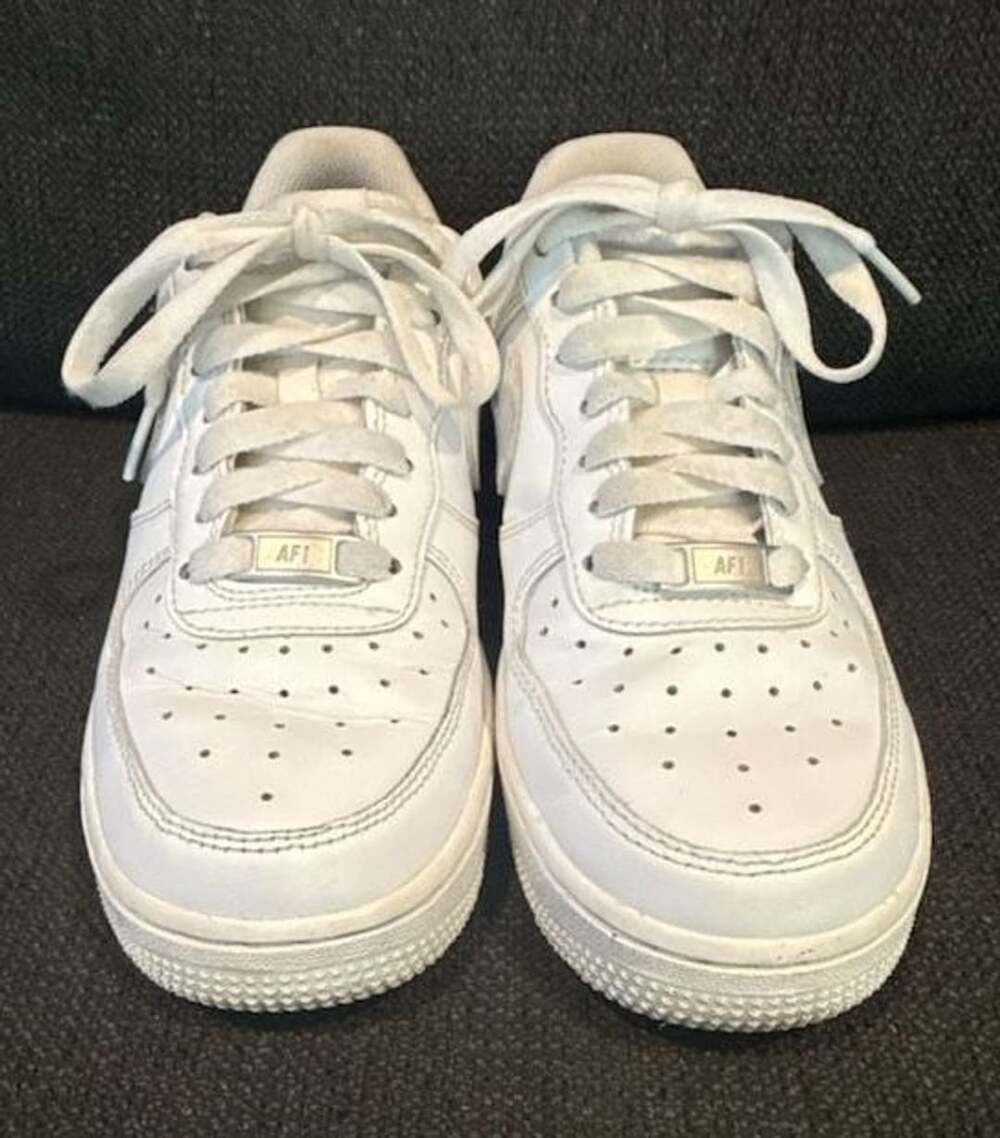 Nike Air Force 1 Low Size 7 White Leather Sneakers